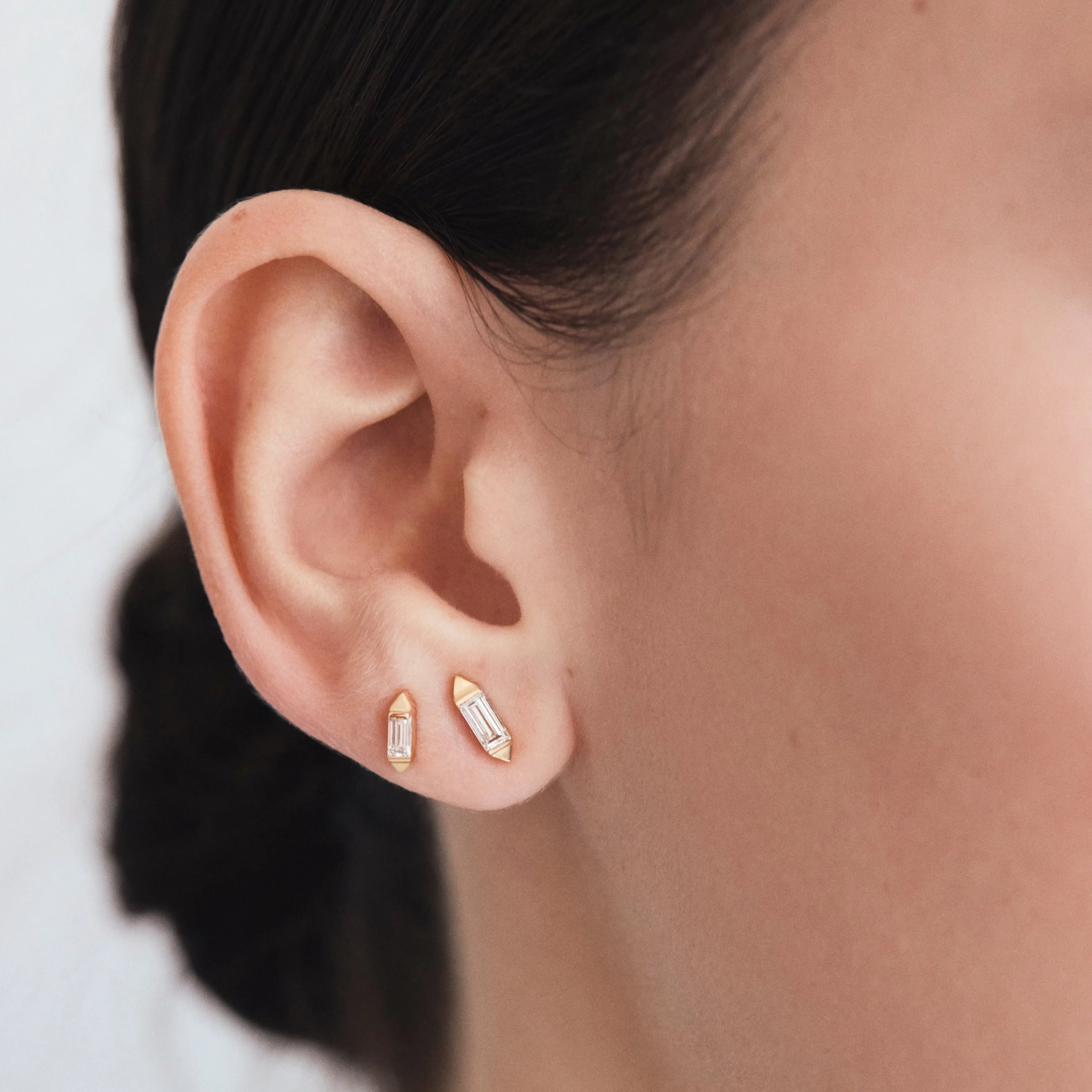 Bergama Baguette Studs
