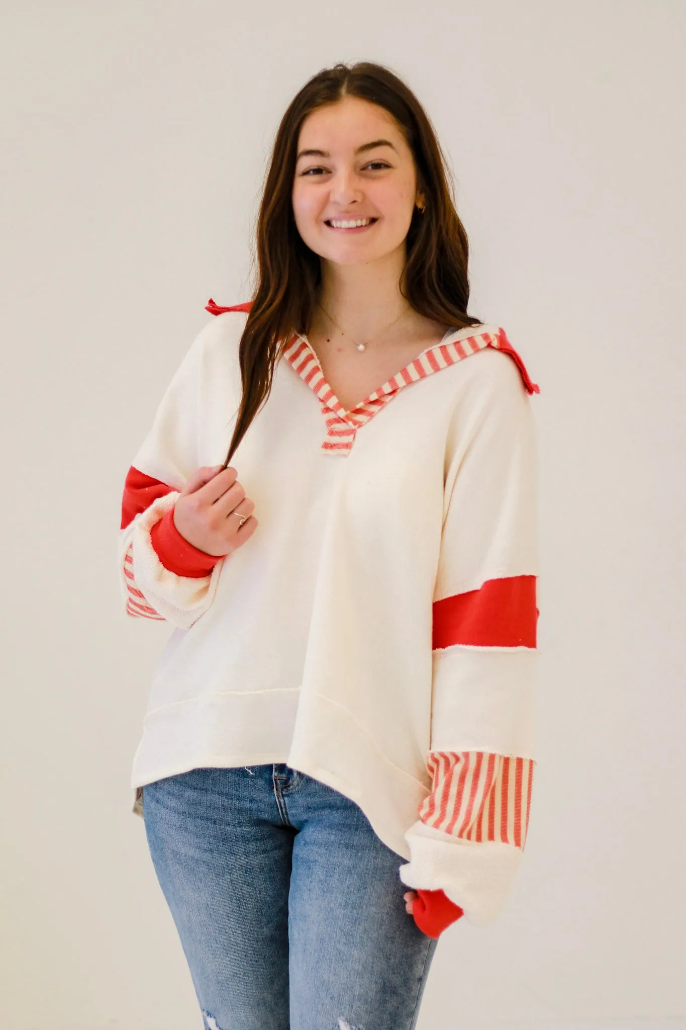 Bring Out the Best Buckletlist Pullover in Cream & Red