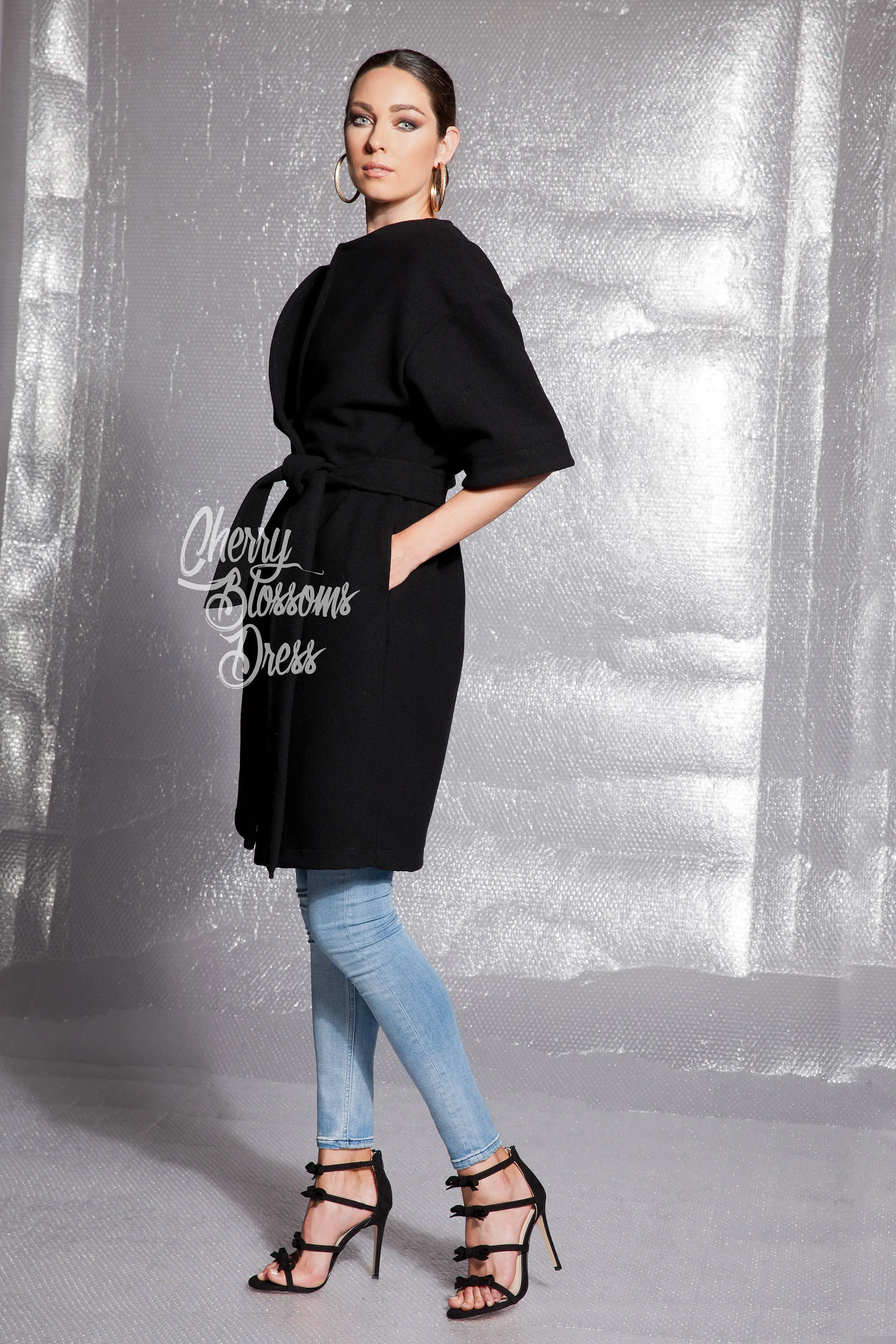 Cashmere Coat With Short Sleeves
