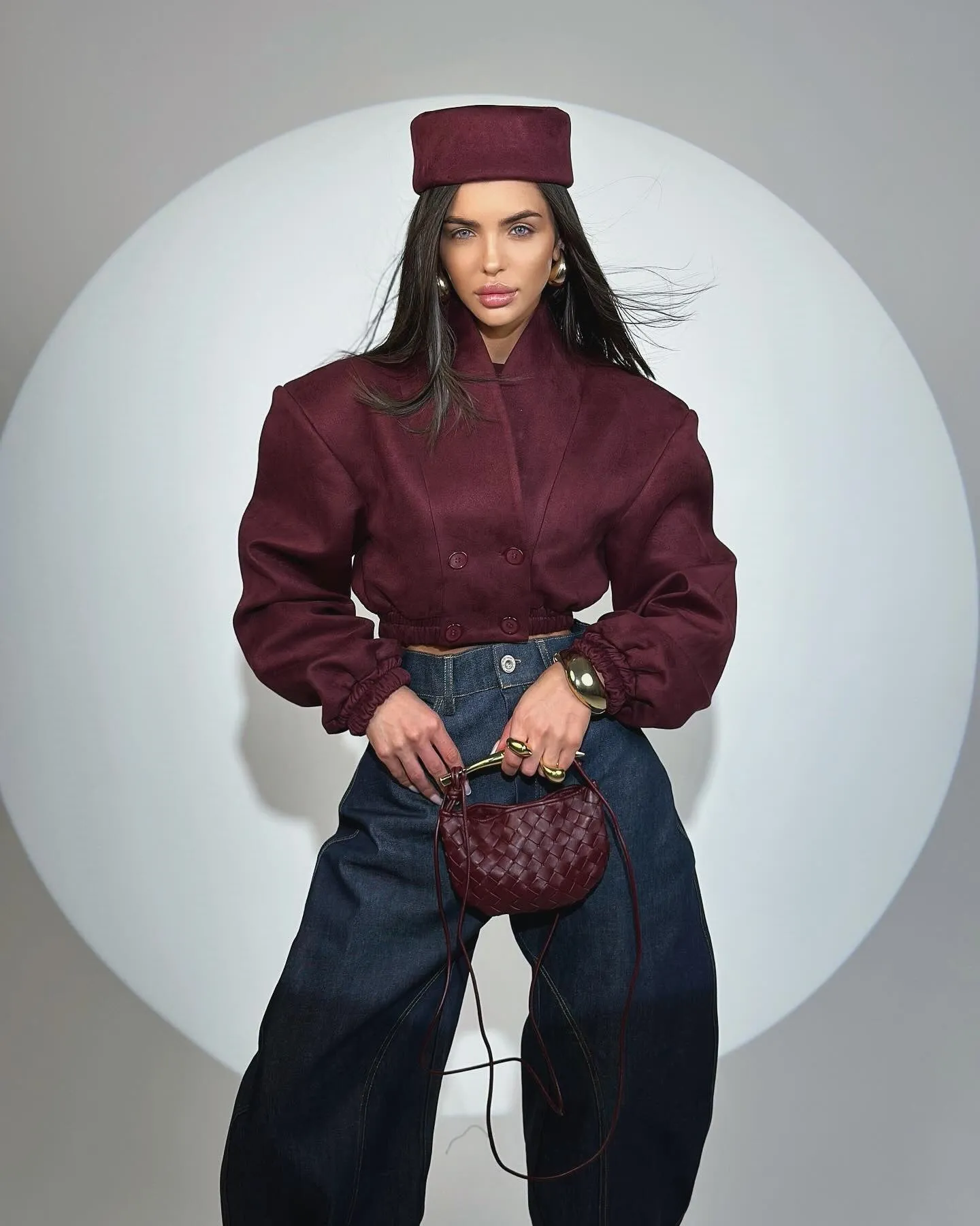 Chic Burgundy V-Neck Long Sleeve Crop Jacket for Spring