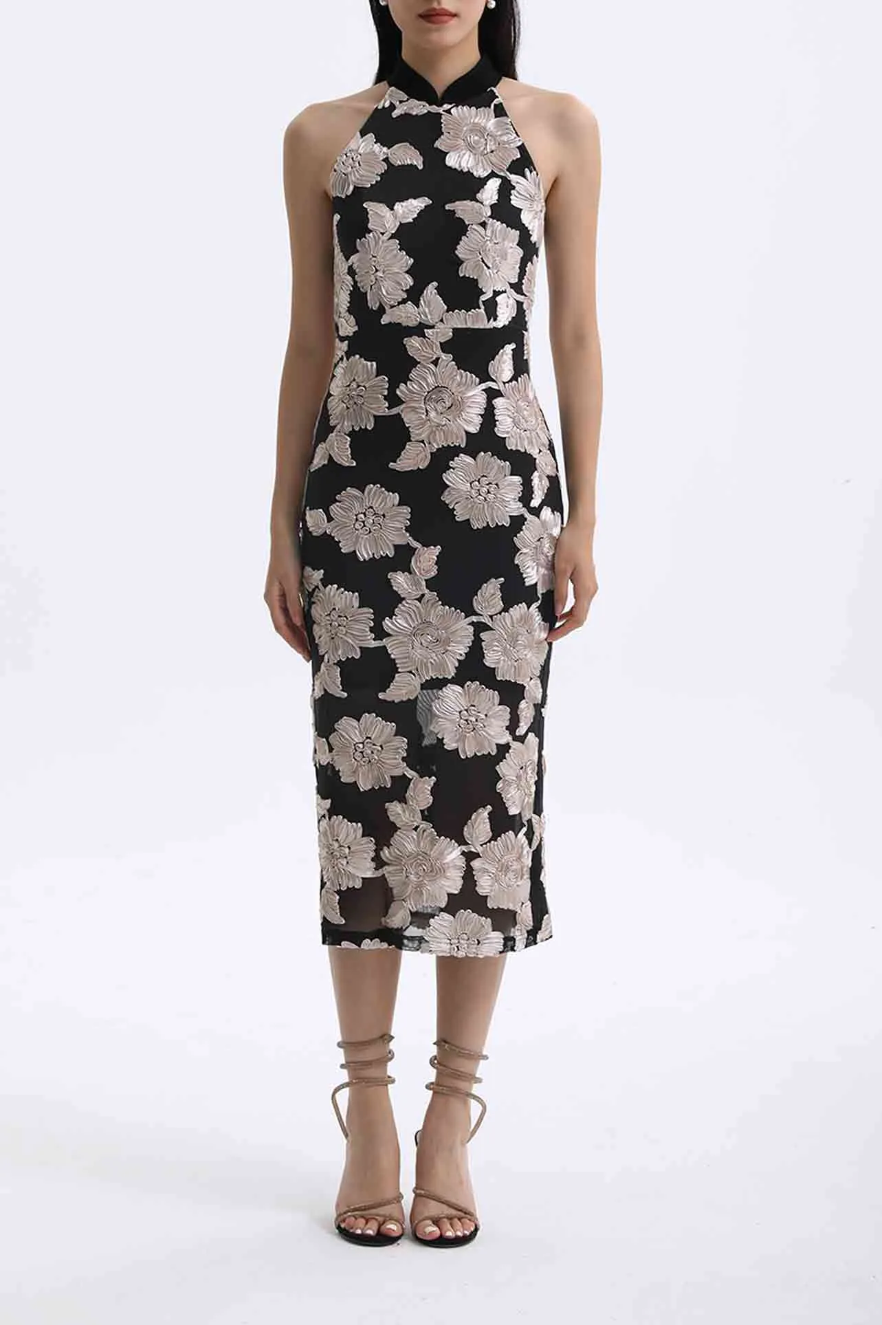 EMBROIDER SLEEVELESS CHEONGSAM DRESS