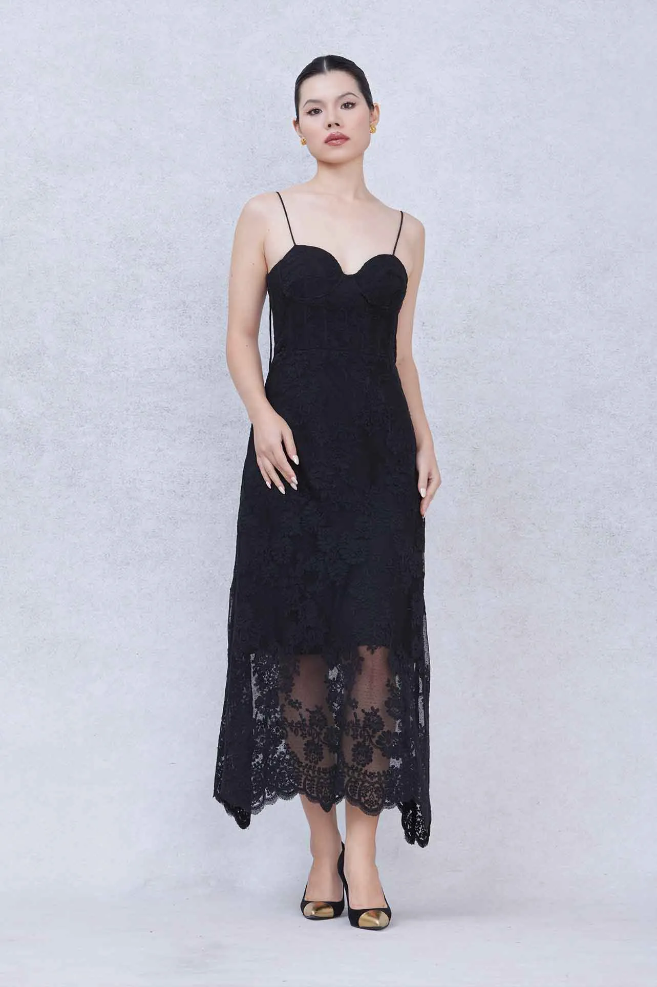 EMBROIDERED LACE DRESS