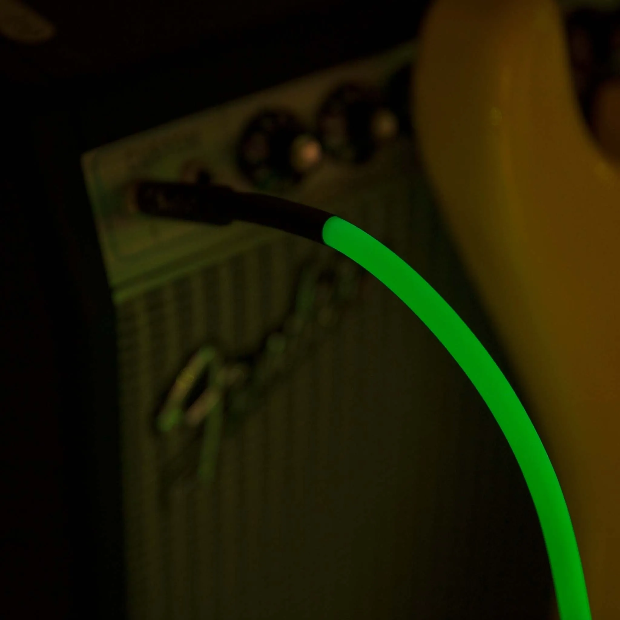 Fender 10 FT Professional Series Glow in the Dark Instrument Cable, Green