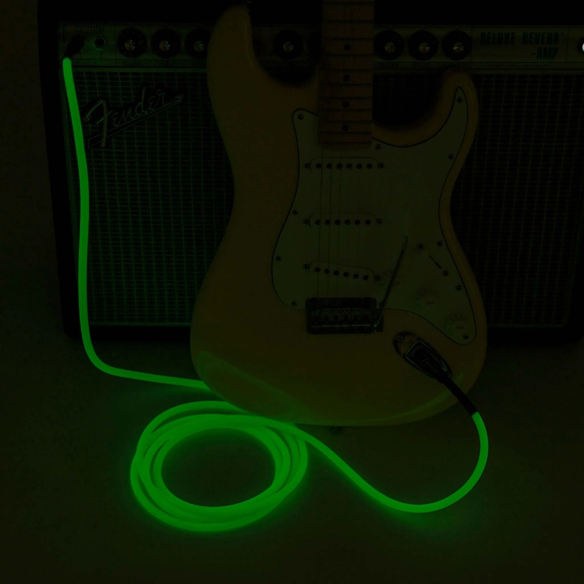 Fender 10 FT Professional Series Glow in the Dark Instrument Cable, Green