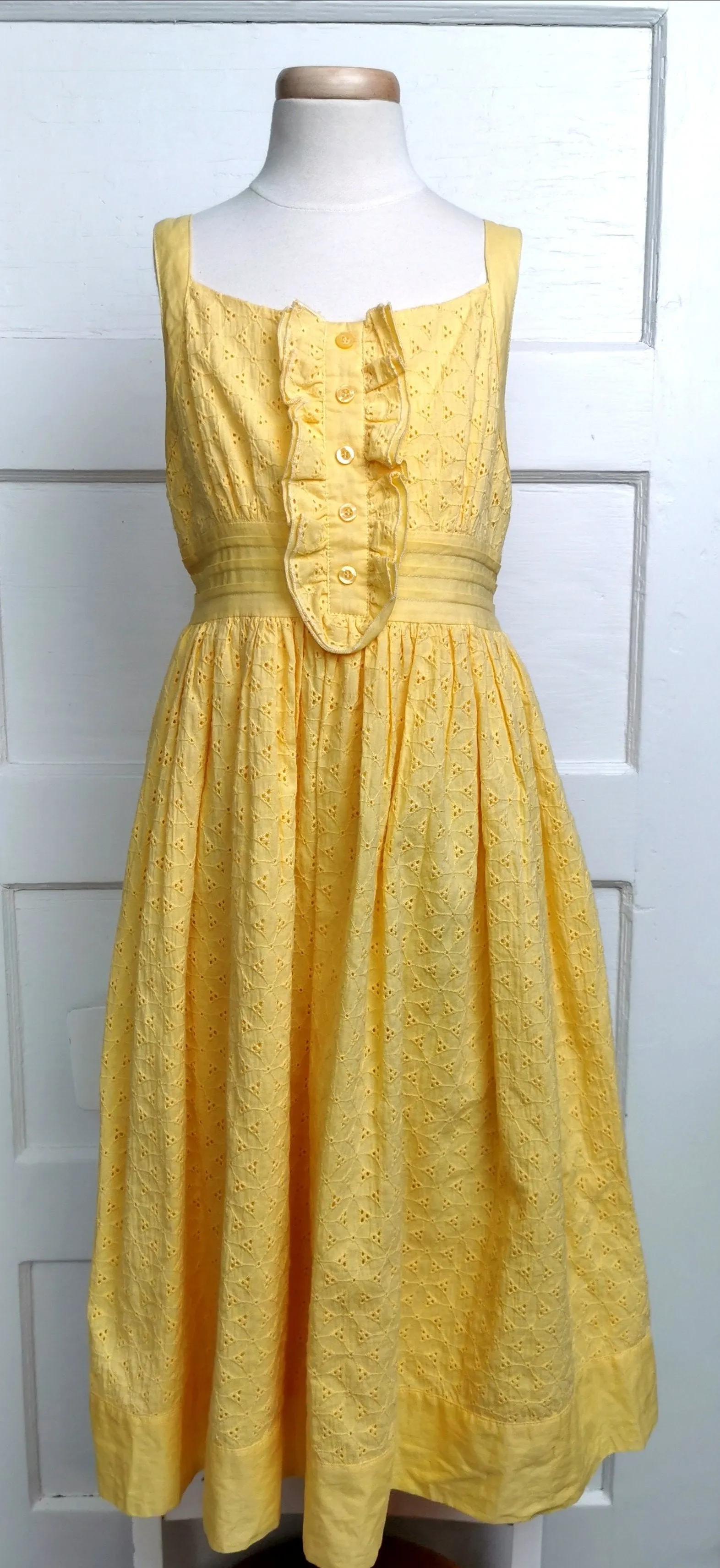 GIRL SIZE 10 YEARS - YOUNGSTREET, Eyelet Summer Dress EUC B37