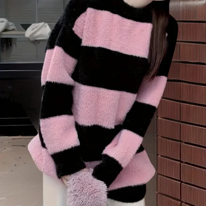 Hildimar - fashionable oversized sweater for women