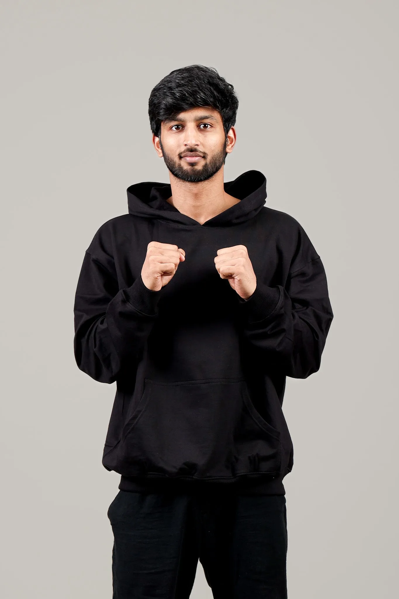 Howl Black Hoodie