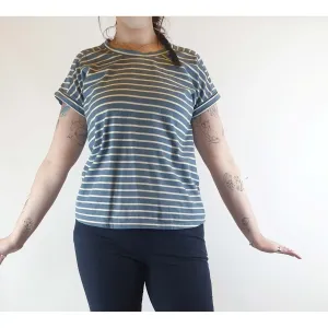 Miranda Murphy blue and white striped tee shirt size L (best fits size 12-small 14)