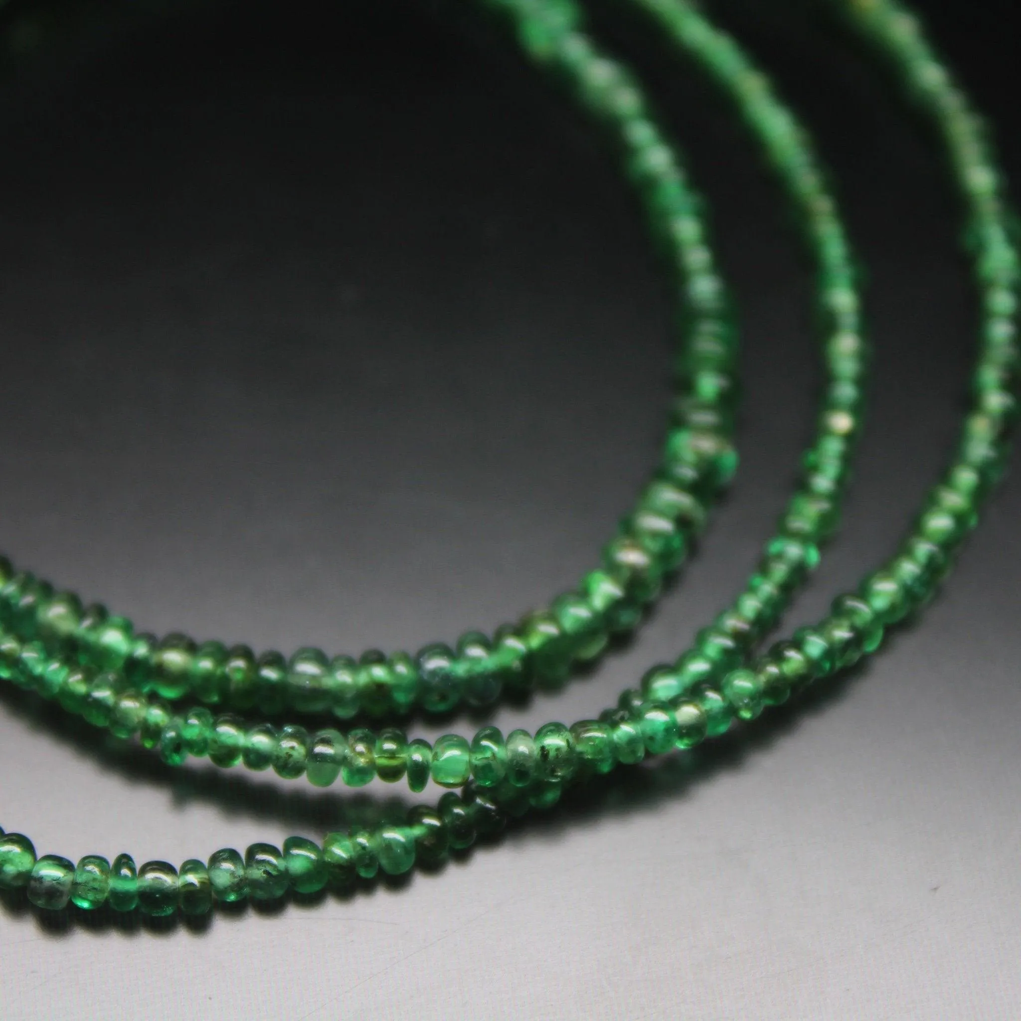 Natural Zambian Emerald Smooth Rondelle Loose Gemstone Beads Strand 10" 2mm 3mm