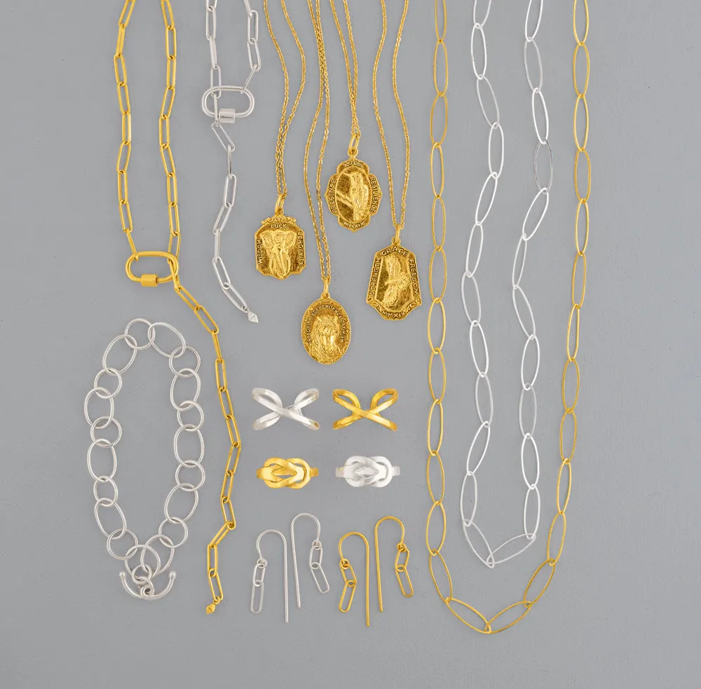 Nature Saint Necklace in Gold - Hummingbird