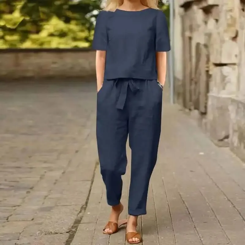 Noelia® | Elegant Comfort: Soft and Refined Set