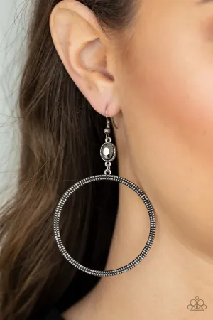 Paparazzi Work That Circuit Earrings Silver