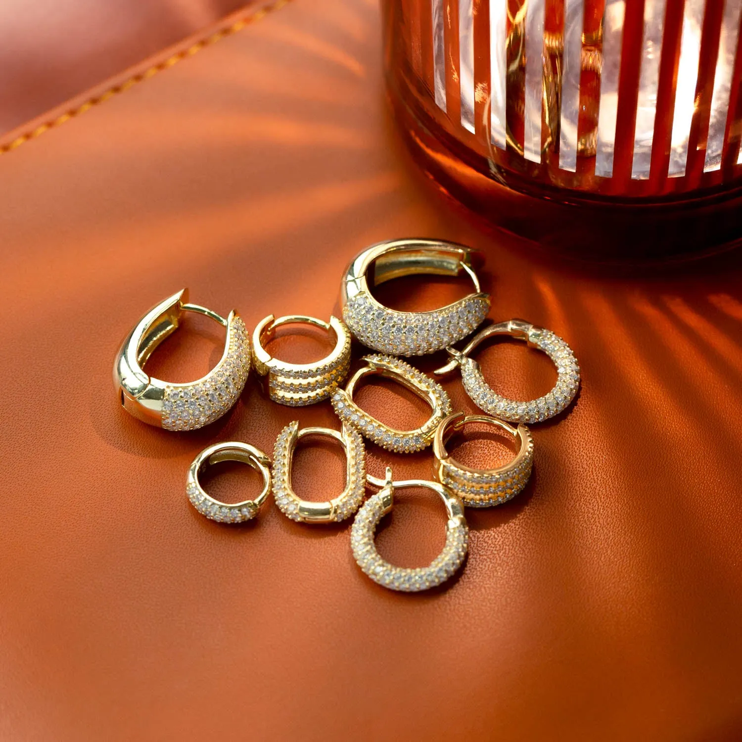 Pavé Wide Cartilage Earring
