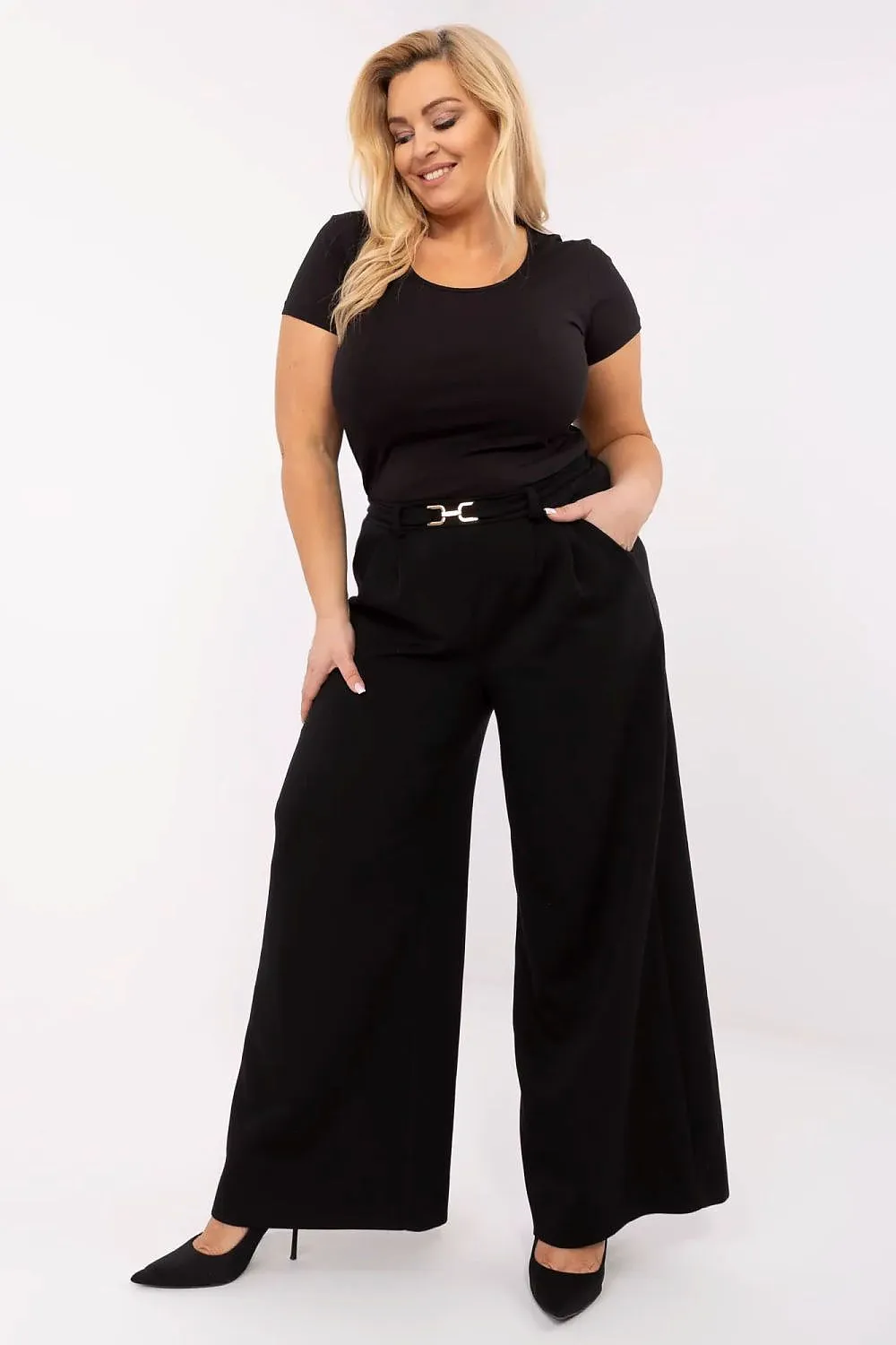 Plus size T-shirt Relevance