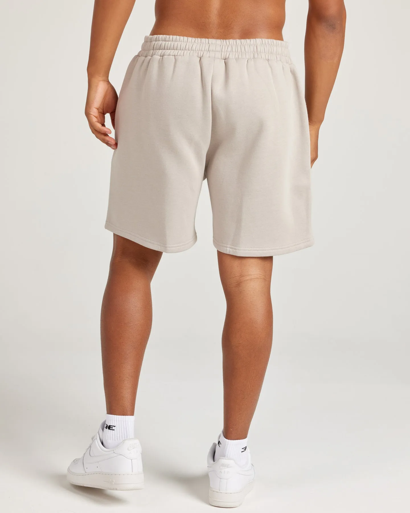 Pursuit Shorts - Taupe
