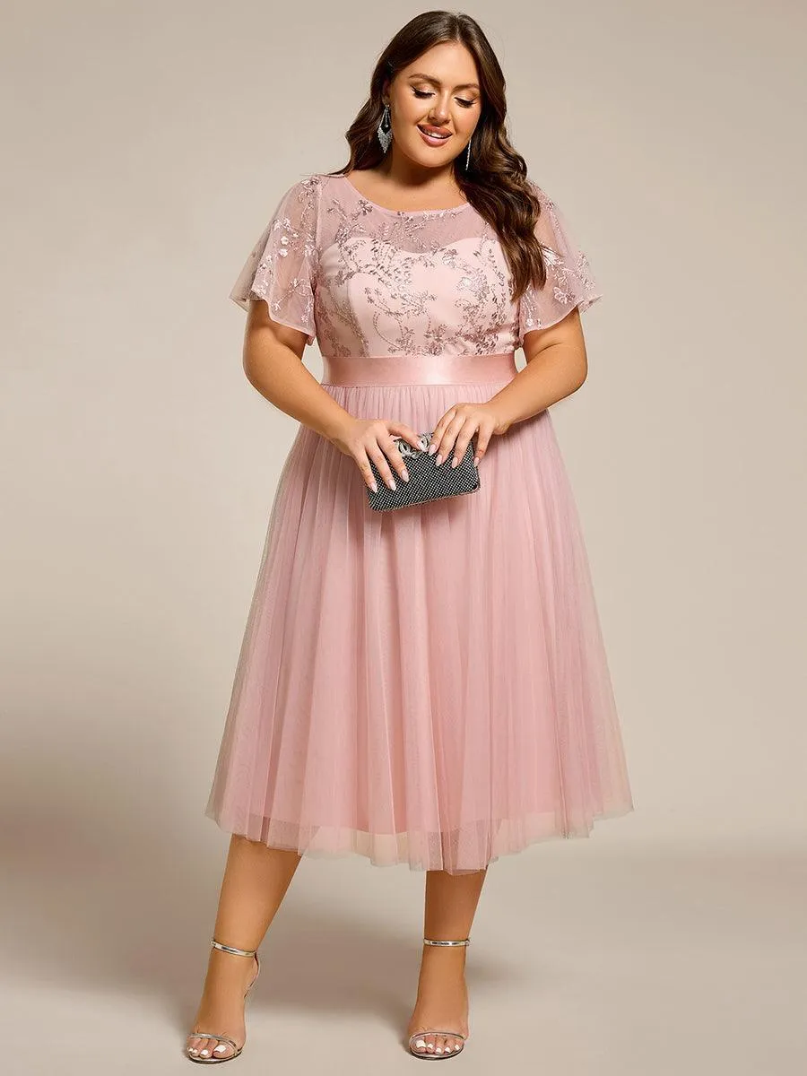 Robe de demoiselle d'honneur en tulle embelli avec manches transparentes