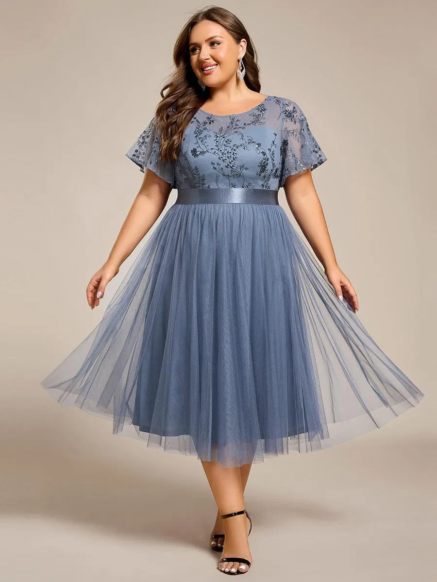 Robe de demoiselle d'honneur en tulle embelli avec manches transparentes