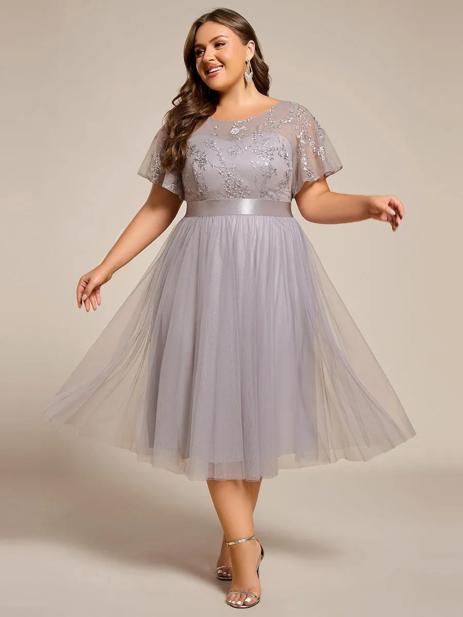 Robe de demoiselle d'honneur en tulle embelli avec manches transparentes