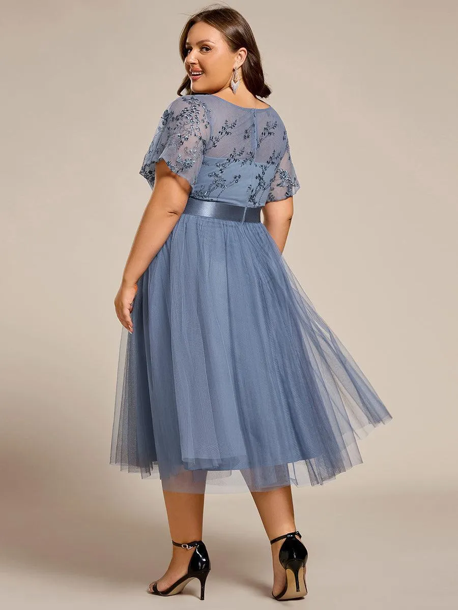 Robe de demoiselle d'honneur en tulle embelli avec manches transparentes
