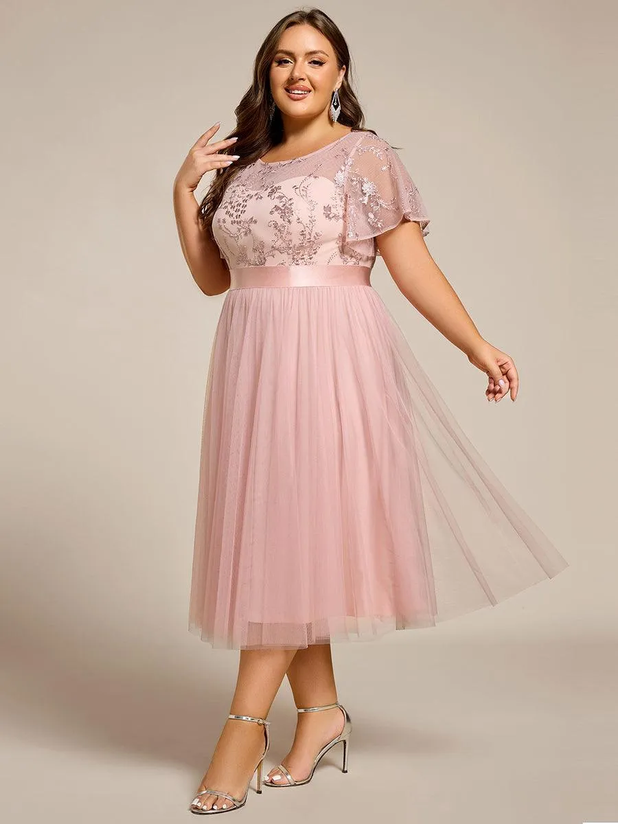 Robe de demoiselle d'honneur en tulle embelli avec manches transparentes