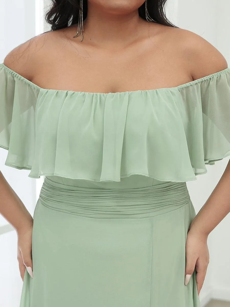 Robe de demoiselle d'honneur grande taille à volants et épaules dénudées