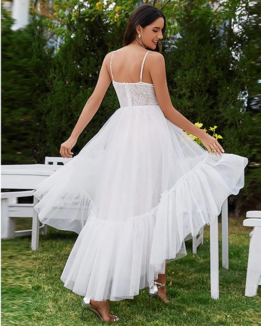 Robe de mariée haut-bas avec corset chérie et bretelles spaghetti