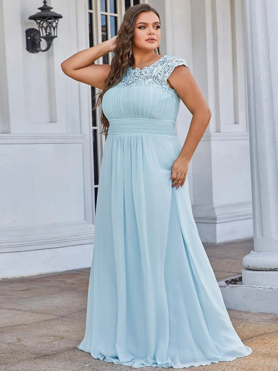 Robe mariage invitée élégante et flatteuse de grande taille
