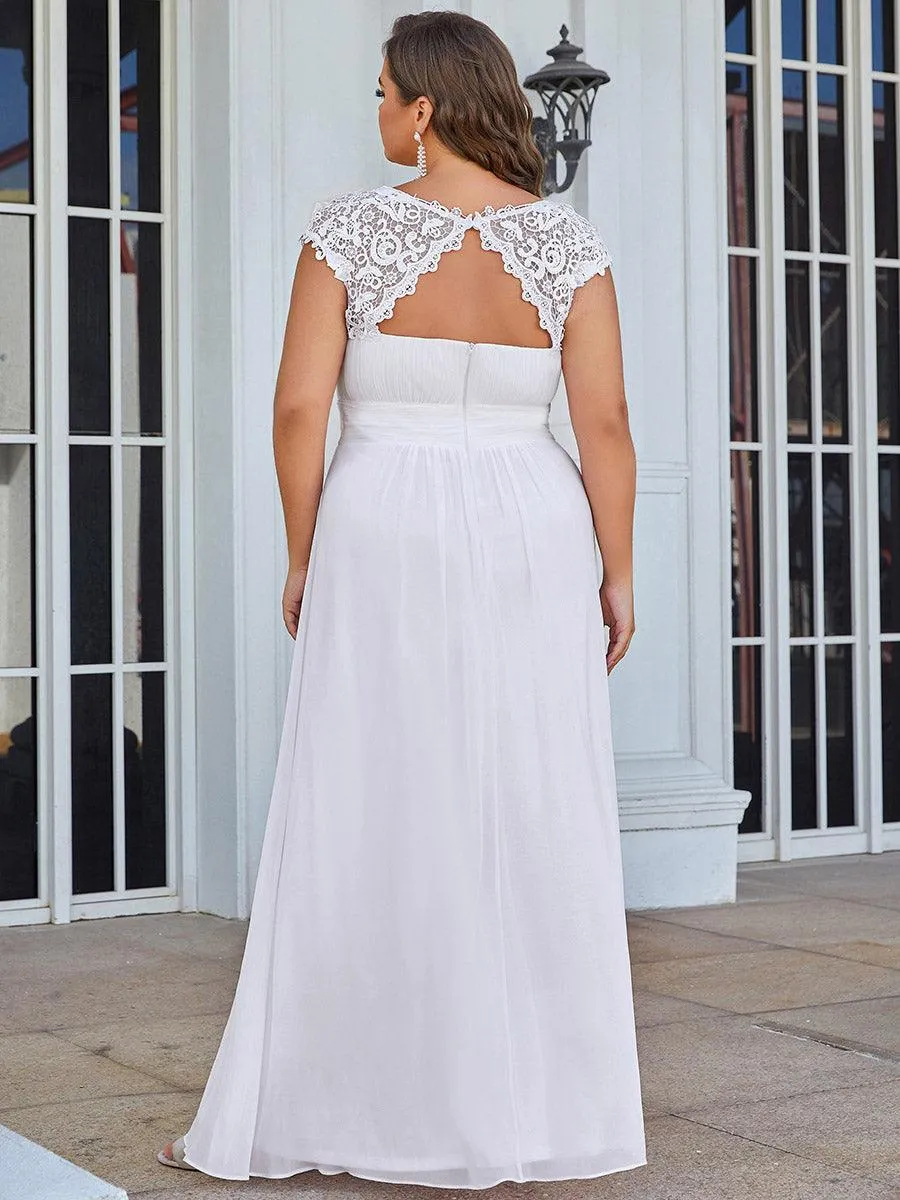 Robe mariage invitée élégante et flatteuse de grande taille