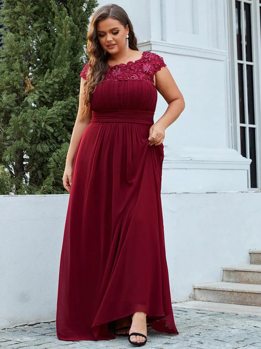 Robe mariage invitée élégante et flatteuse de grande taille