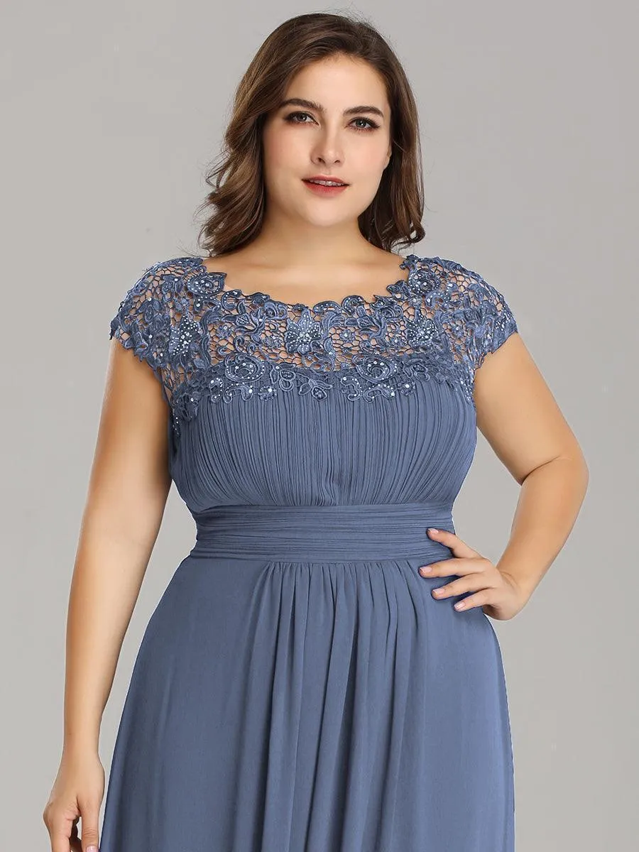 Robe mariage invitée élégante et flatteuse de grande taille