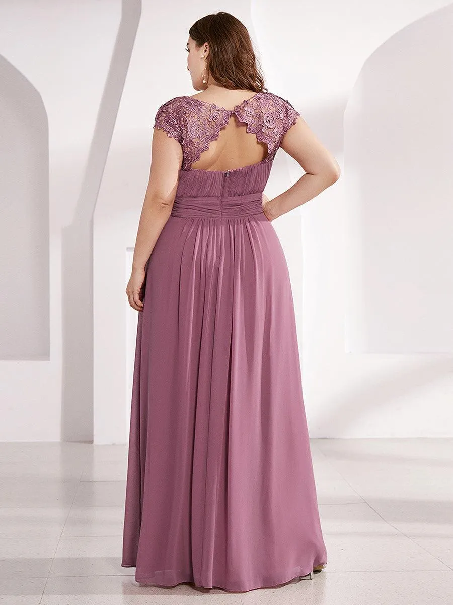 Robe mariage invitée élégante et flatteuse de grande taille
