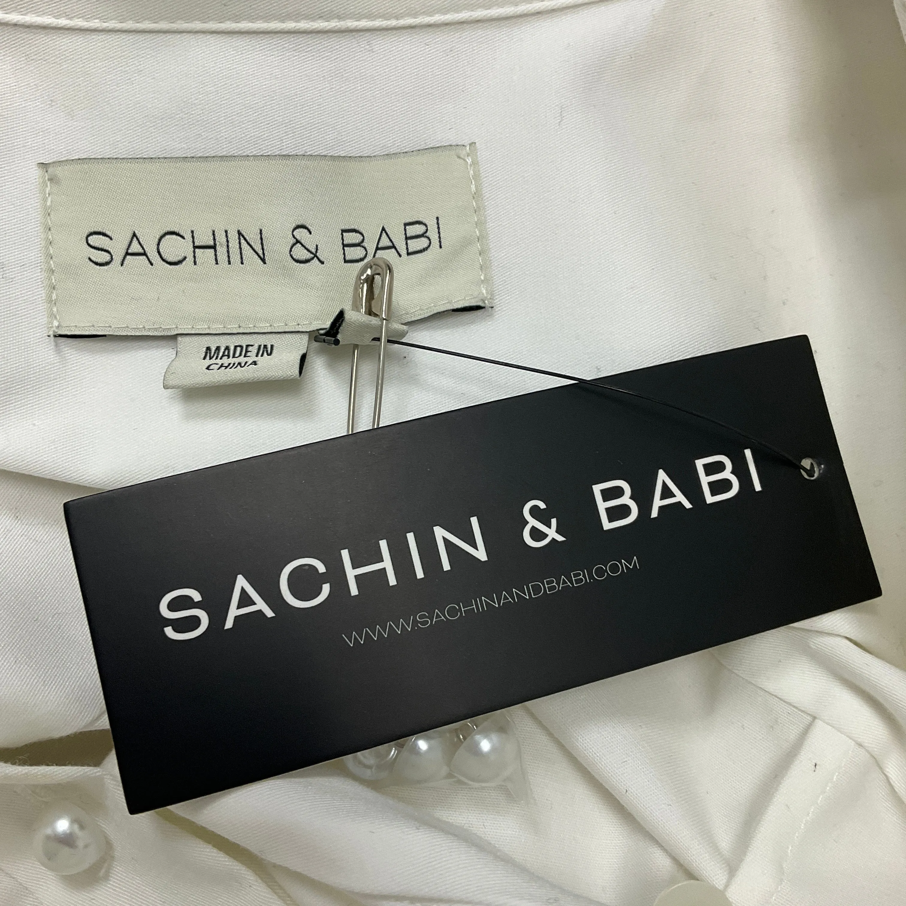 Sachin & Babi White / Pink Lemonade Bouquet Florence Gown