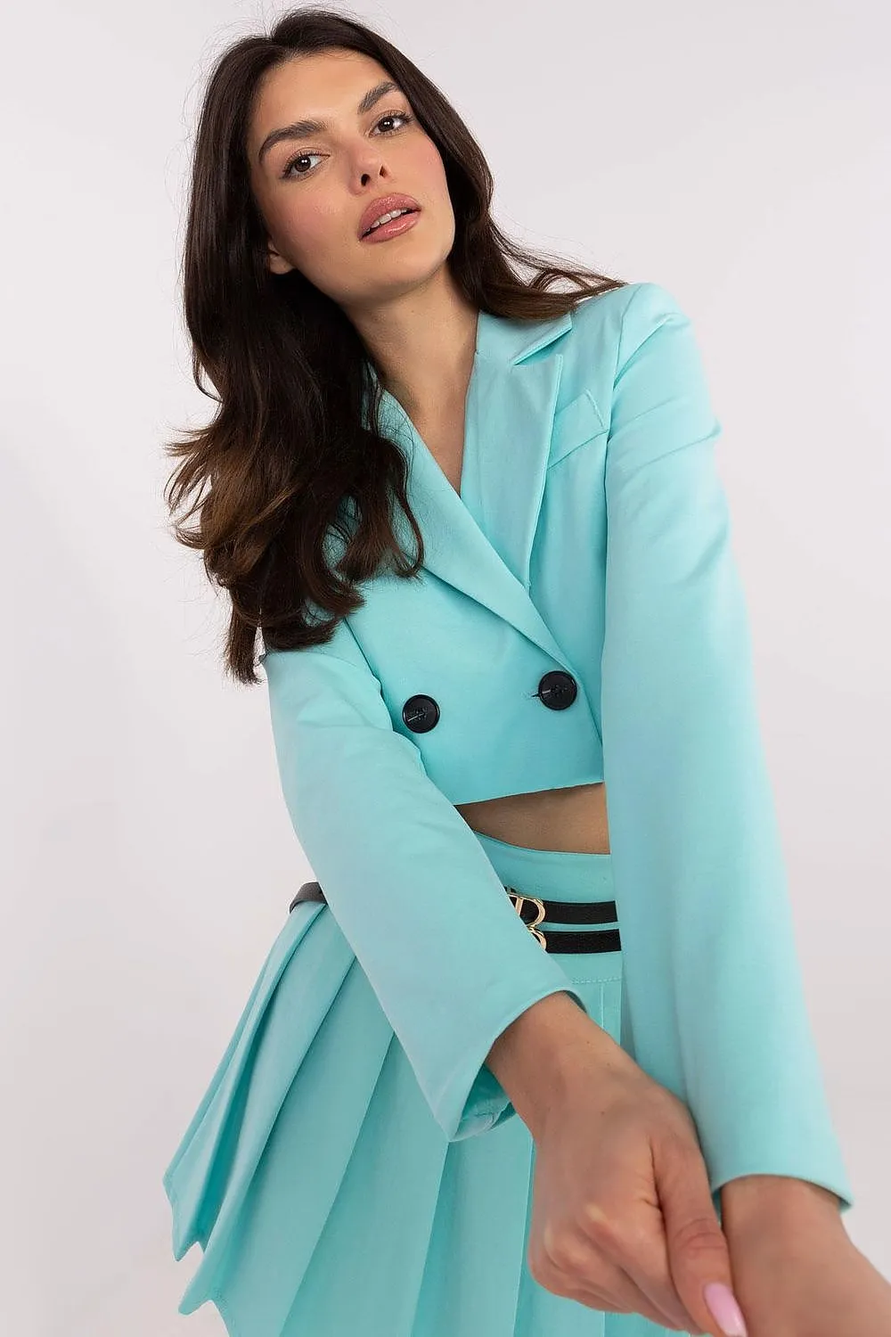 Short jacket with an elegant cut