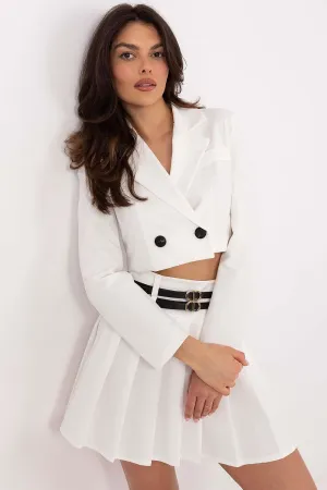 Short jacket with an elegant cut