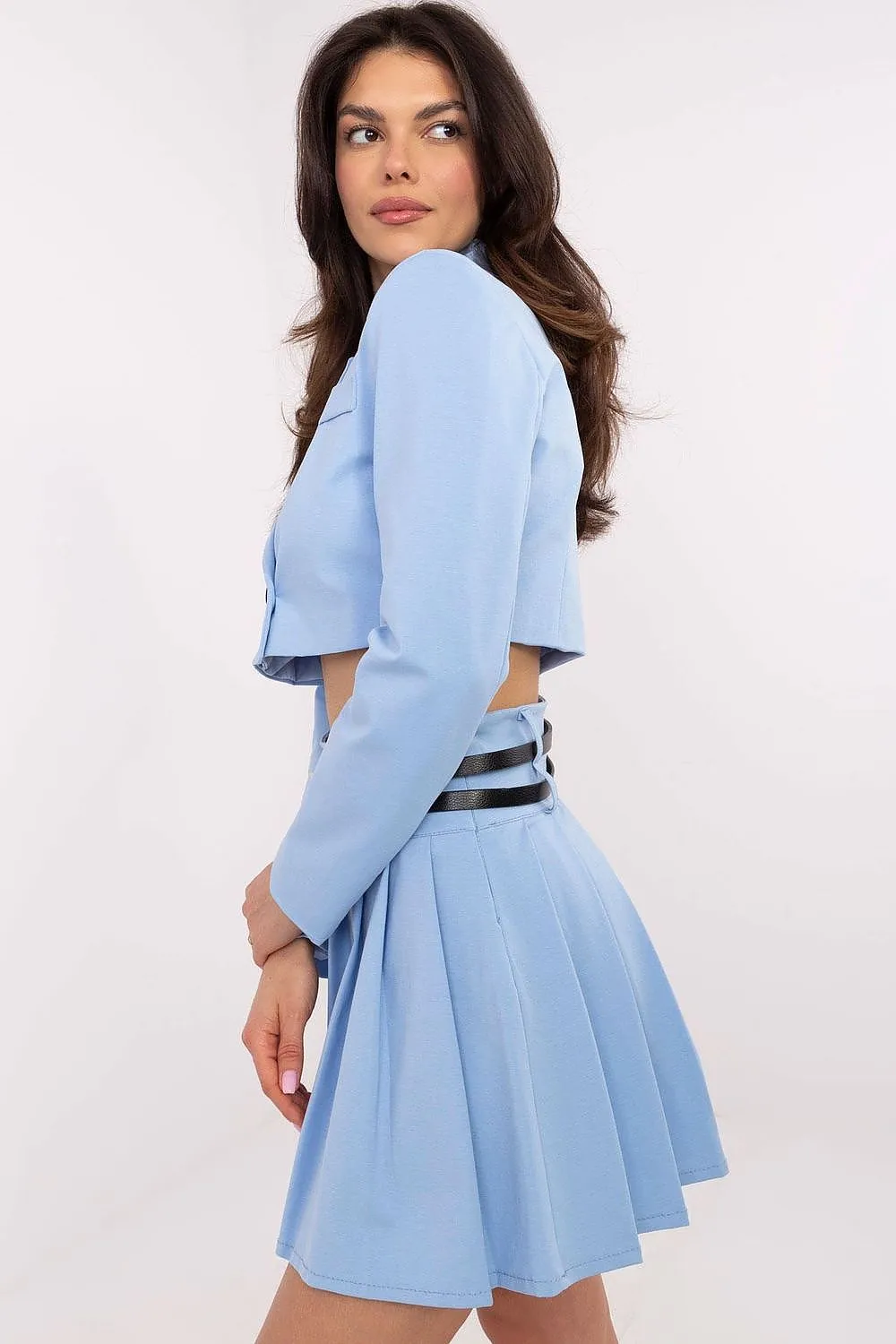 Short jacket with an elegant cut