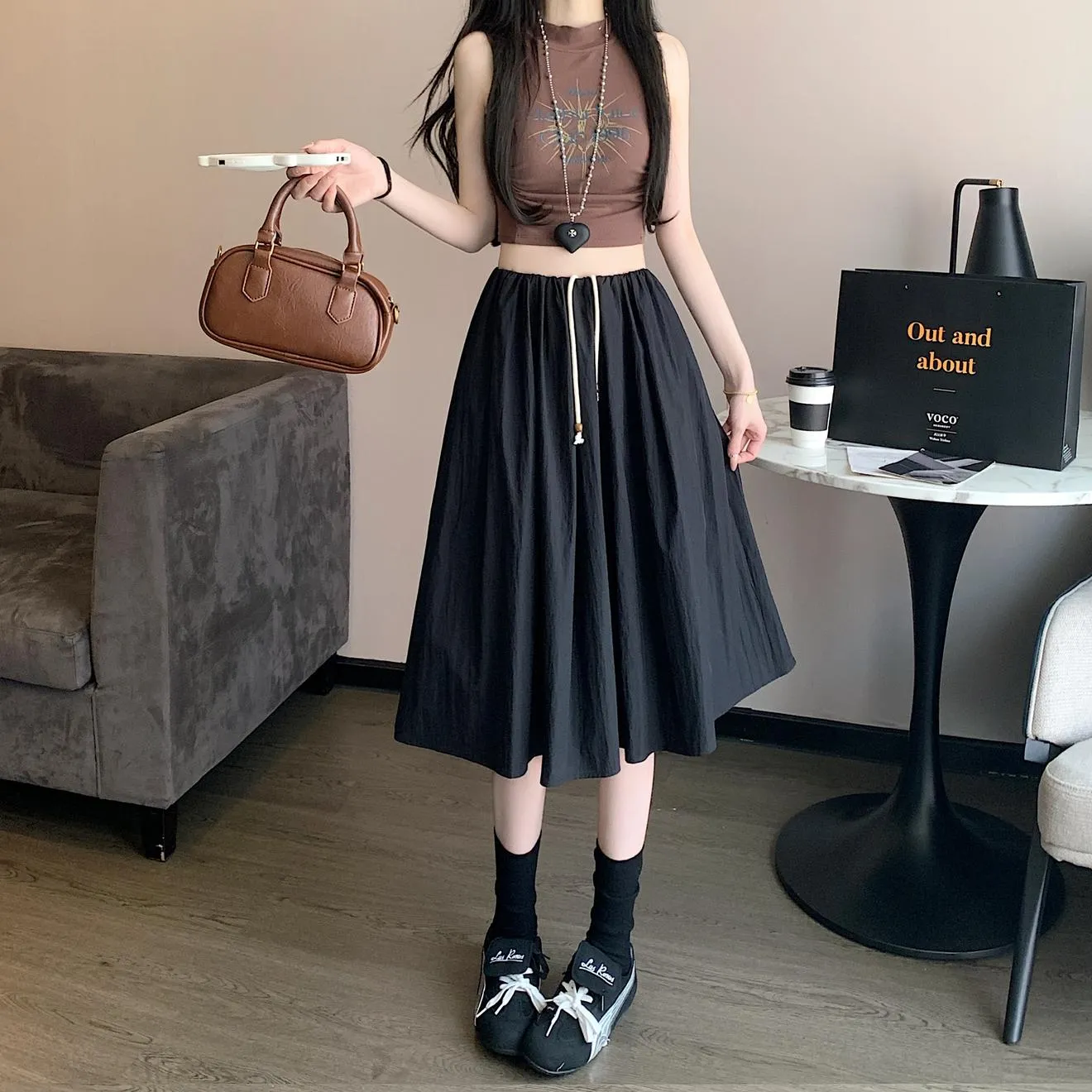 Stylish Mid-Waist A-line Skirt with Pleats and Drawstring