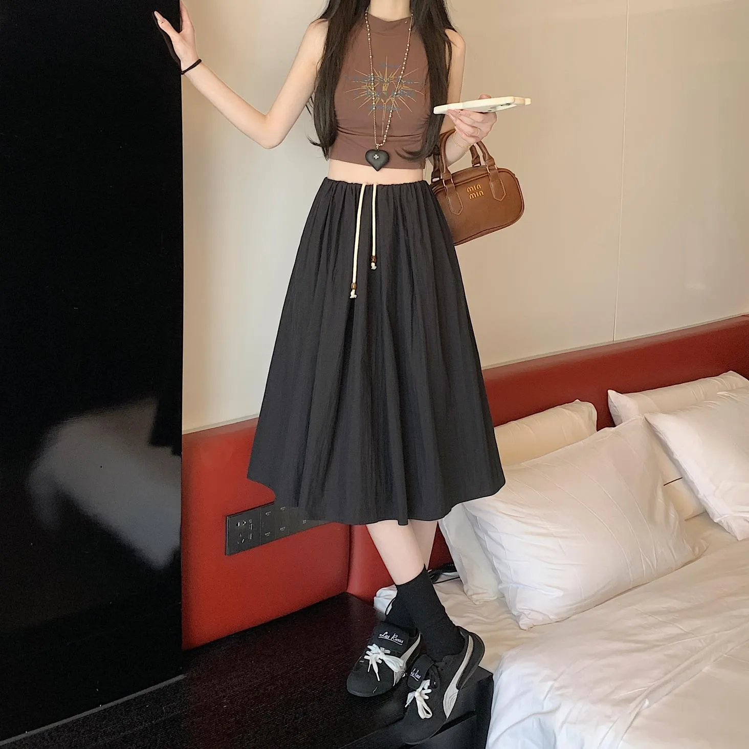 Stylish Mid-Waist A-line Skirt with Pleats and Drawstring