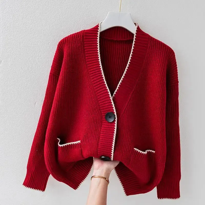 Vera | Stylish Button Cardigan