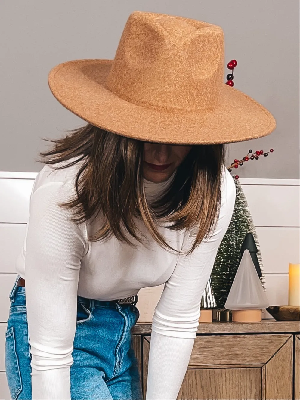 Wool Blend Wide Brim Hat (Camel}