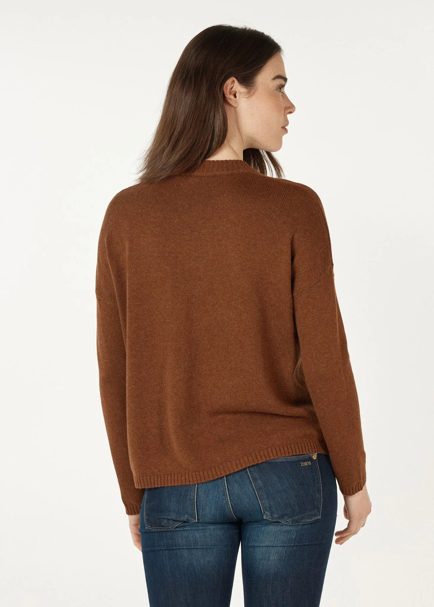 ZAKET & PLOVER Essential Round Neck Jumper - Coffee